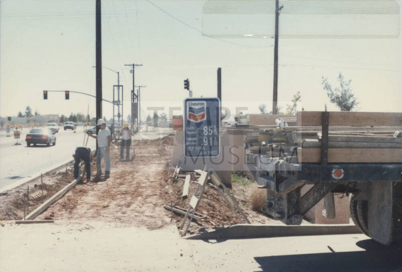 Chevron Gas Station - 1800 East Elliot Road - Tempe, Arizona