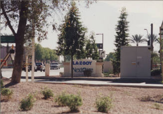 La-Z-Boy Furniture Galleries - 1800 West Elliot Road - Tempe, Arizona