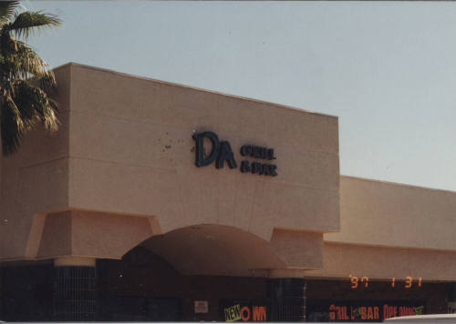 Da Grill and Bar - 1805 East Elliot Road - Tempe, Arizona
