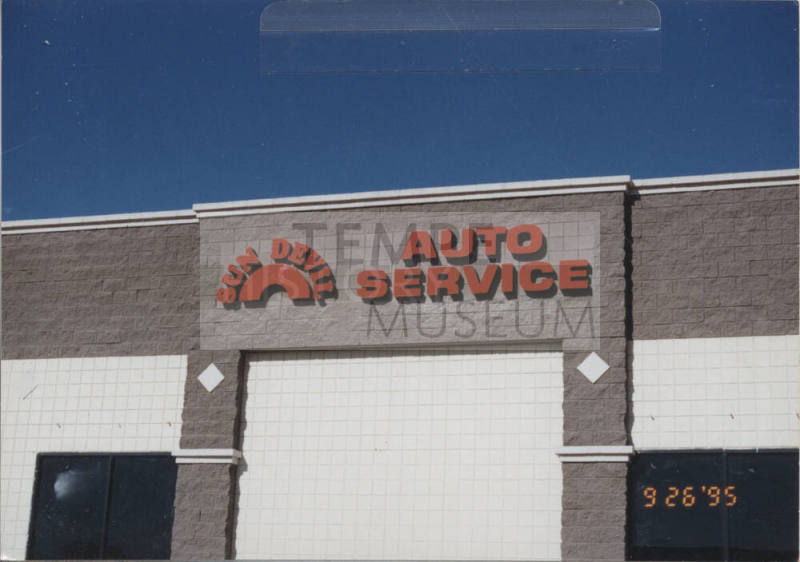 Sun Devil Auto - 1824 East Elliot Road - Tempe, Arizona