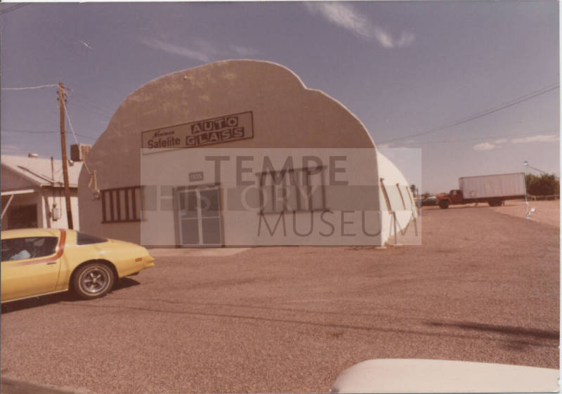 Newman Auto Glass Repairs - 1935 East Apache Boulevard, Tempe, Arizona