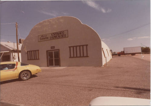 Newman Auto Glass Repairs - 1935 East Apache Boulevard, Tempe, Arizona