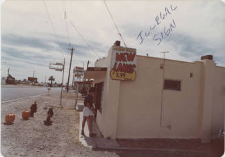 The Lamp Shack - 1938 East Apache Boulevard, Tempe, Arizona