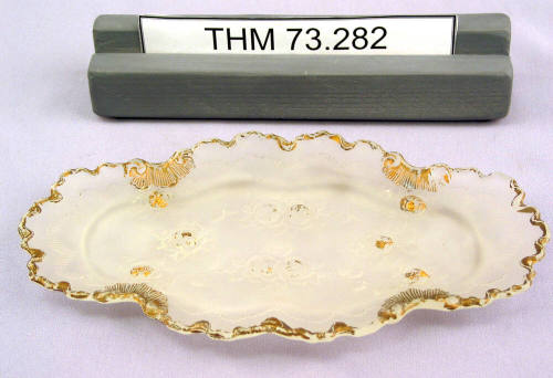 Dresser Tray