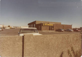Rollins Truck Rental and Leasing - 1249 West Fairmont Drive - Tempe, Arizona