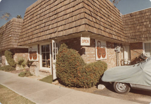 Tina's Ice Cream Store - 705 South Forest Avenue - Tempe, Arizona