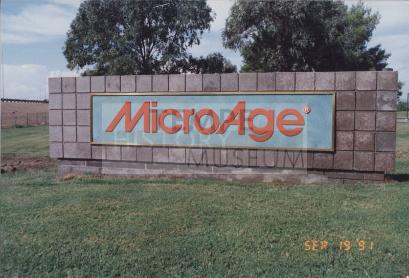 MicroAge - 1620 West Fountainhead Parkway - Tempe, Arizona