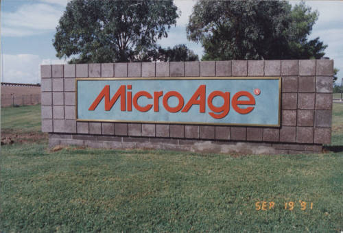 MicroAge - 1620 West Fountainhead Parkway - Tempe, Arizona