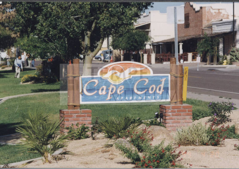Cape Cod Apartments - 910 South Gary Drive - Tempe, Arizona