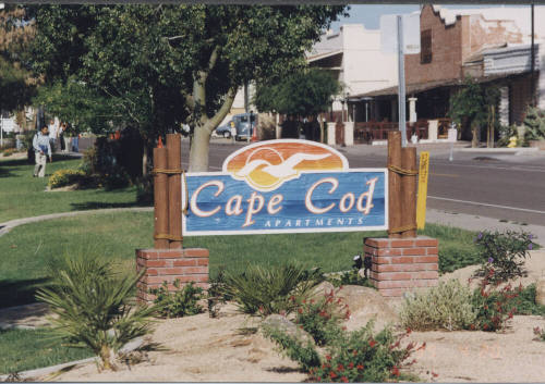 Cape Cod Apartments - 910 South Gary Drive - Tempe, Arizona