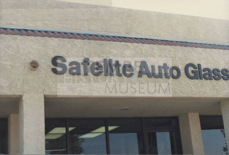 Safelite Auto Glass - 437 West Gemini Drive - Tempe, Arizona