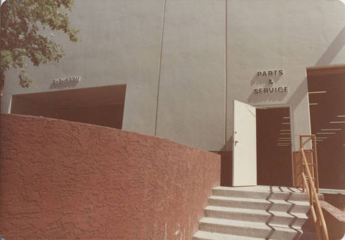 Yeager Door Company - 402 West Geneva Drive - Tempe, Arizona