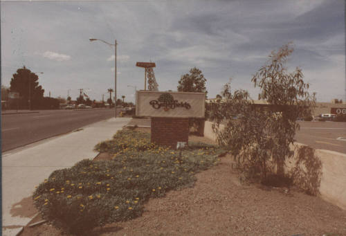 Butterfield's Food & Spirits Restaurant - 1112 East Apache Boulevard, Tempe, Ari