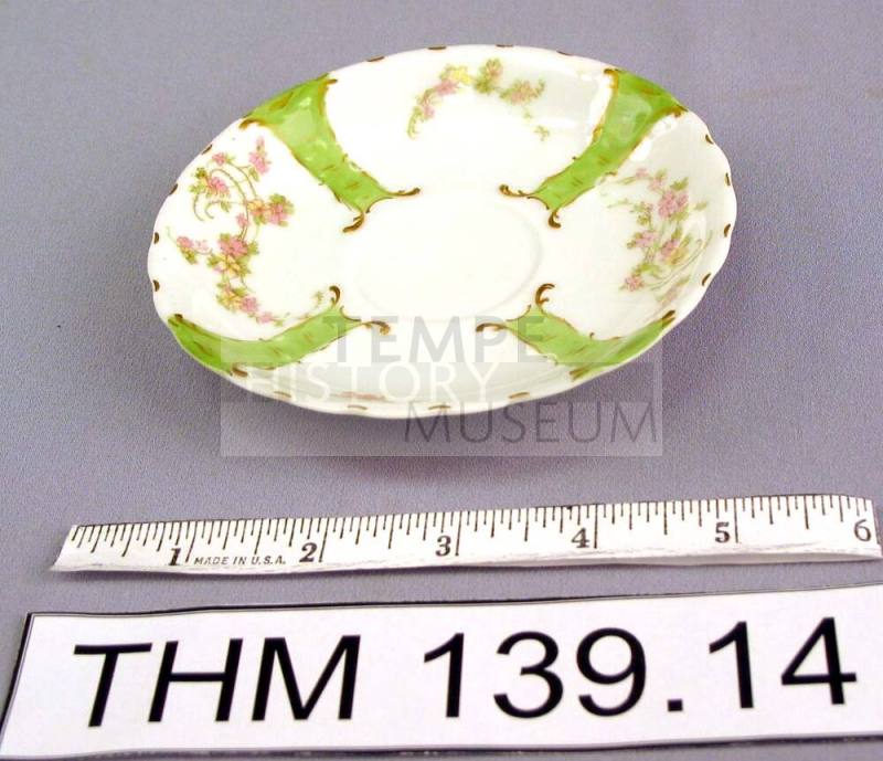 Haviland Saucer