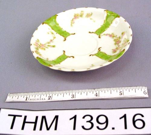 Haviland Saucer