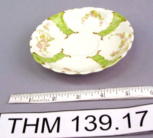 Haviland Saucer
