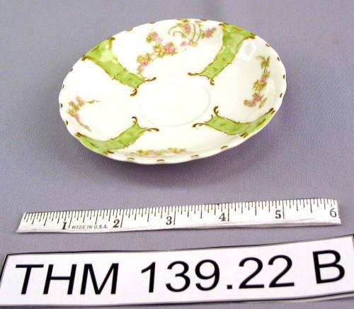 Haviland Saucer