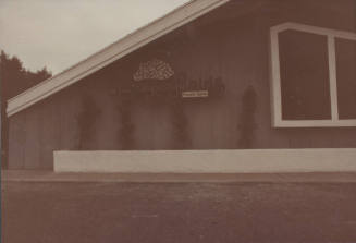 Butterfield's Food & Spirits Restaurant - 1112 East Apache Boulevard, Tempe, Ari