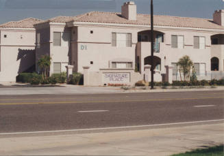 Signature Place - 600 West Grove Parkway - Tempe, Arizona