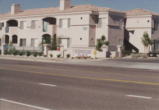 Signature Place - 600 West Grove Parkway - Tempe, Arizona