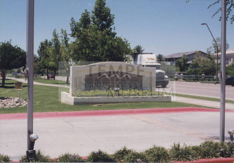 Pinnacle Grove Apartments - 701 West Grove Parkway - Tempe, Arizona