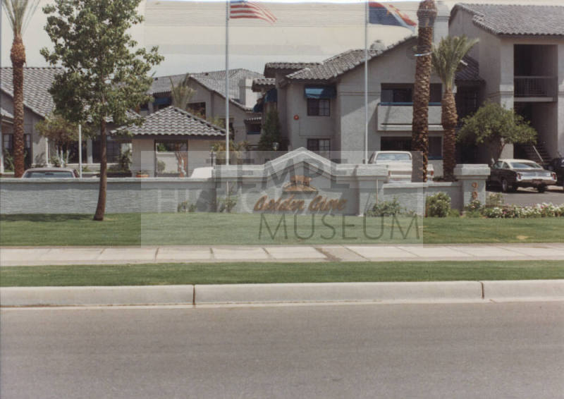 Garden Grove Apartments - 900 West Grove Parkway - Tempe, Arizona