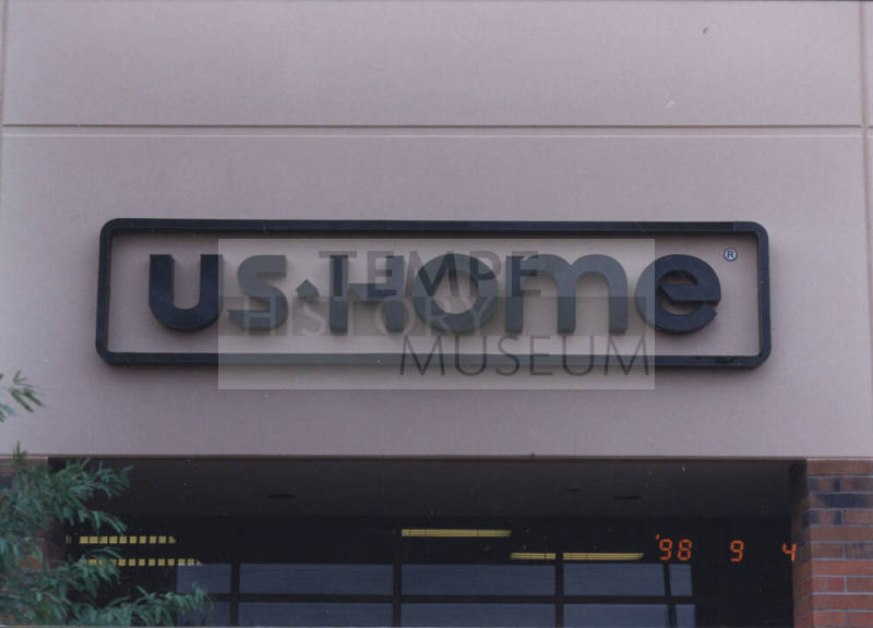 US Home  - 1150 West Grove Parkway - Tempe, Arizona