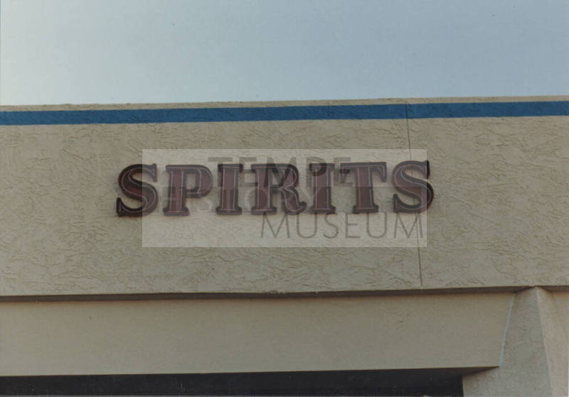 Bashas Grocery Store - 805 East Guadalupe Road - Tempe, Arizona