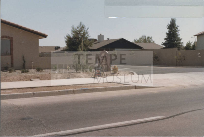 Realty Executives - 1405 East Guadalupe Road - Tempe, Arizona