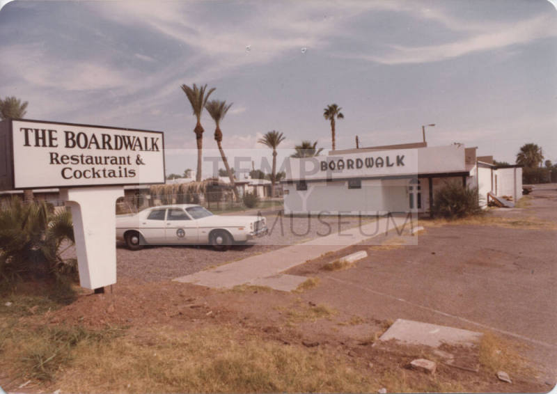The Boardwalk Restaurant - 2050 East Apache Boulevard, Tempe, Arizona