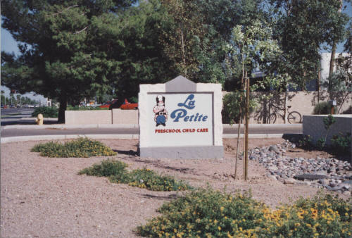 La Petite Preschool Child Care - 1645 East Guadalupe Road - Tempe, Arizona