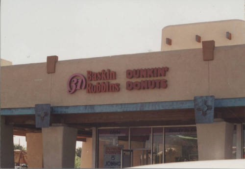 Baskin Robbins - Dunkin' Donuts - 1715 East Guadalupe Road - Tempe, Arizona