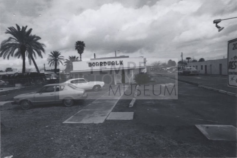 The Boardwalk Restaurant - 2050 East Apache Boulevard, Tempe, Arizona