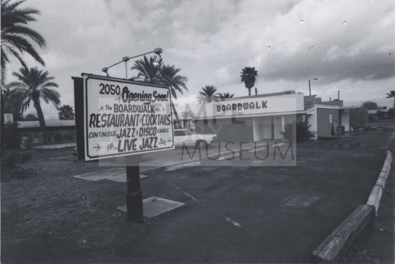 The Boardwalk Restaurant - 2050 East Apache Boulevard, Tempe, Arizona