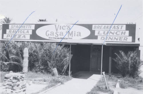 Vic's Casa Mia Restaurant - 2050 East Apache Boulevard, Tempe, Arizona