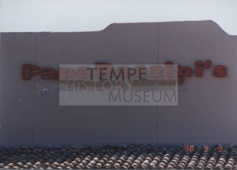 Papa Razzini's Italian Eatery - 1825 East Guadalupe Road - Tempe, Arizona