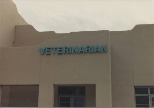 Burke Veterinary Hospital - 1835 East Guadalupe Road - Tempe, Arizona