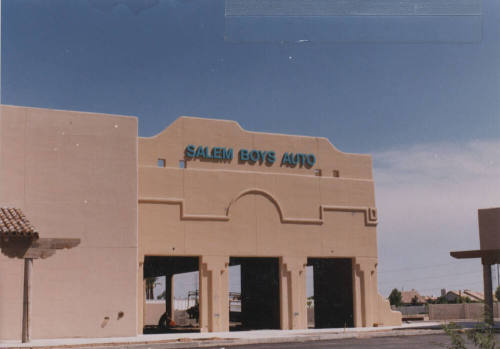 Salem Boys Auto - 1855 East Guadalupe Road - Tempe, Arizona