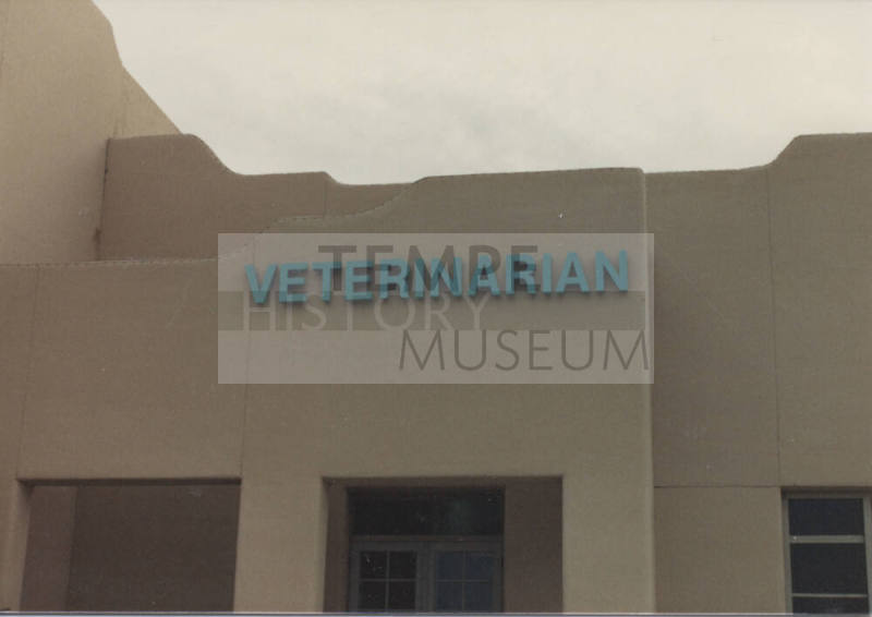Burke Veterinary Hospital - 1835 East Guadalupe Road - Tempe, Arizona