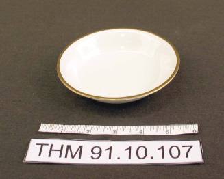 J and G Meakin Shallow Bowl