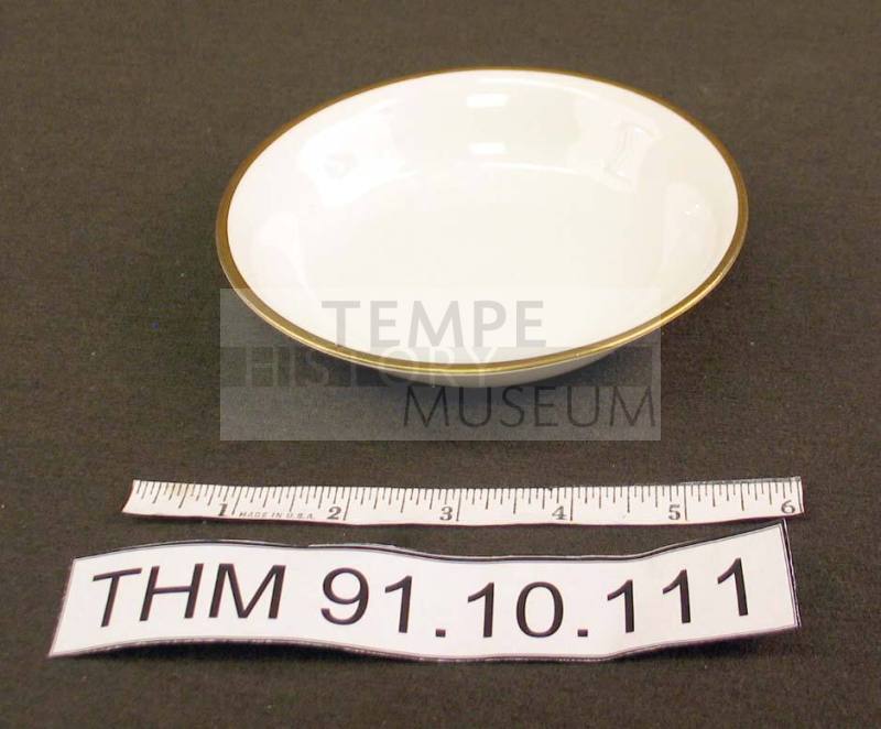 J and G Meakin Shallow Bowl