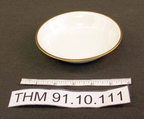 J and G Meakin Shallow Bowl