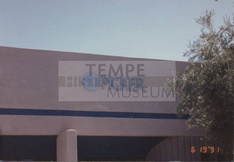 Picker - 2740 South Hardy Drive - Tempe, Arizona