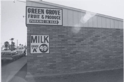 Green Grove Fruit Stand - 2111 East Apache Boulevard, Tempe, Arizona