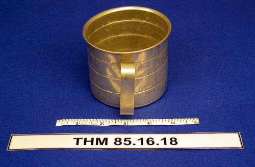 Cup, Measuring