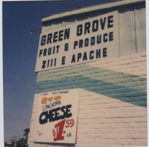 Green Grove Fruit Stand - 2111 East Apache Boulevard, Tempe, Arizona