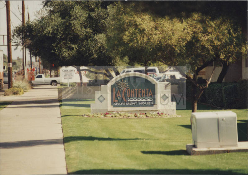 La Contenta Apartment Homes - 5250 South Hardy Drive - Tempe, Arizona