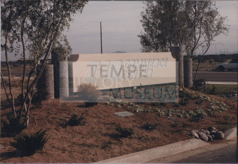 I - 10 Commerce Center - 7245 S. Harl Avenue, Tempe, Arizona