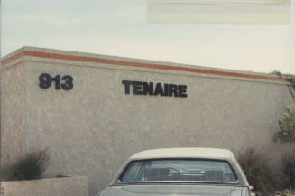 Tenaire - 913 South Hohokam Drive - Tempe, Arizona