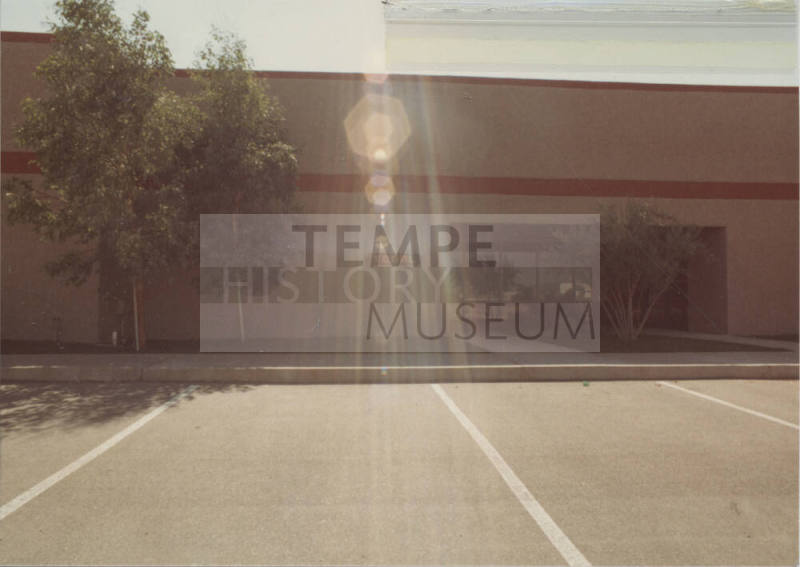 Tegal - 1743 South Holbrook Lane - Tempe, Arizona